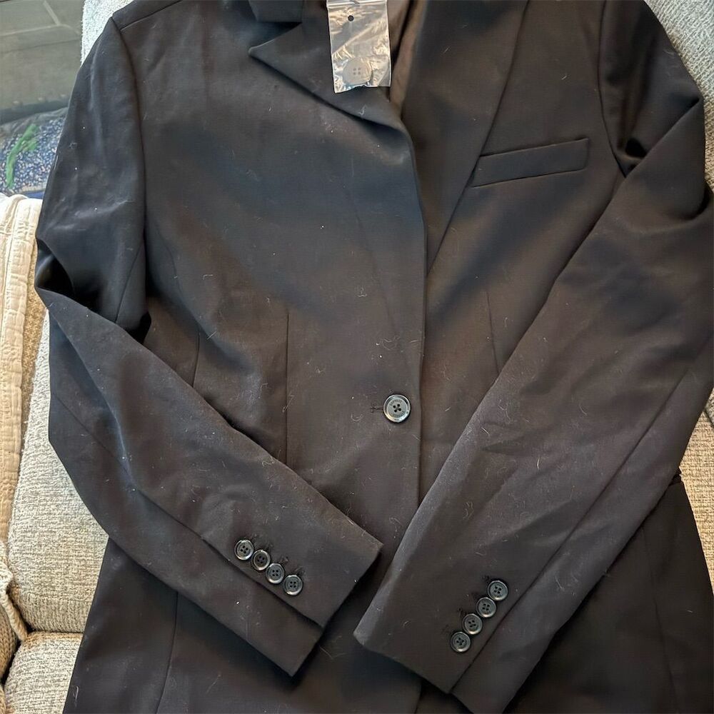 Express Women's Black Blazer Size 12 One-Button Notch Lapel